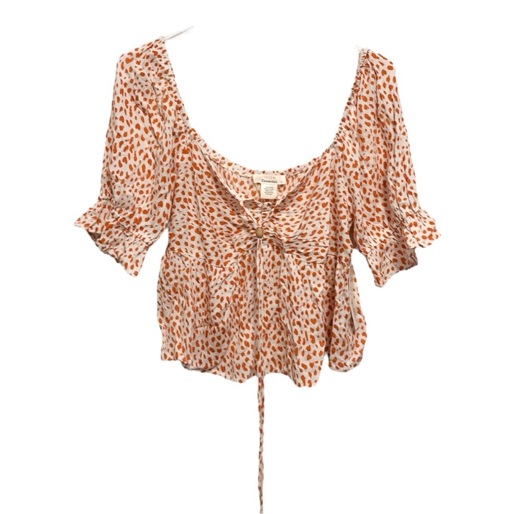 24. Urban Romantics NWT Printed Blouse - Picture 1 of 3